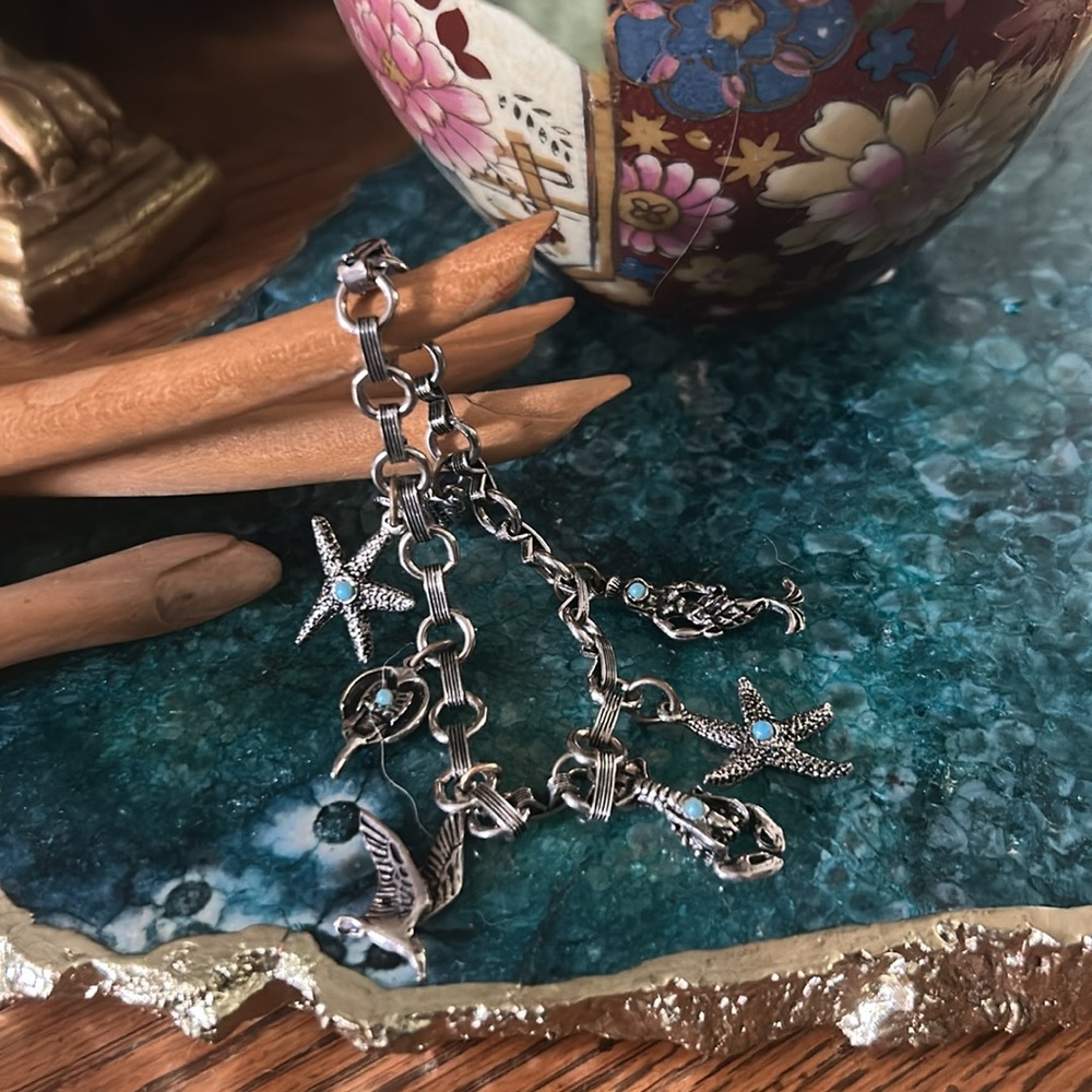 Vintage Silver & Turquoise Beach Charm Bracelet - Picture 2 of 13